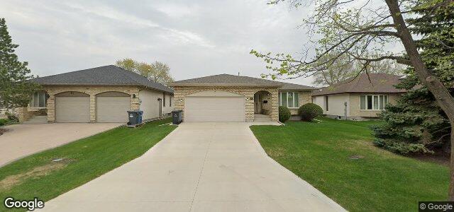 Photo of 85 Thorncliff Bay in Winnipeg, Manitoba