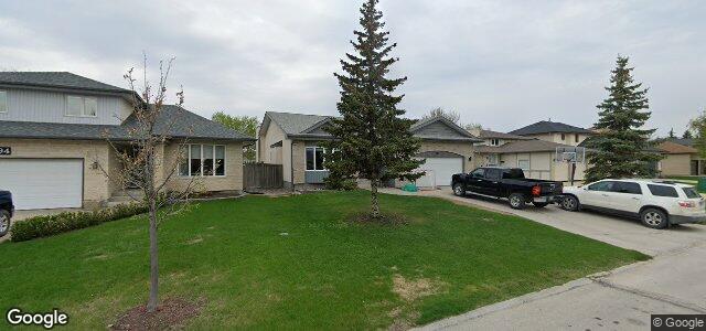 Larawan ng 90 Royal York Drive sa Winnipeg, Manitoba