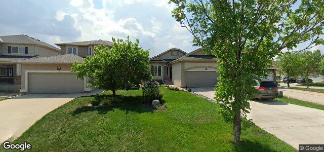 Larawan ng 92 Lindmere Drive sa Winnipeg, Manitoba