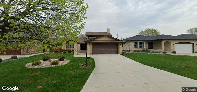 Photo of 97 Thorncliff Bay in Winnipeg, Manitoba