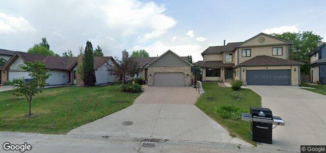Larawan ng 99 Eaglemount Crescent sa Winnipeg, Manitoba