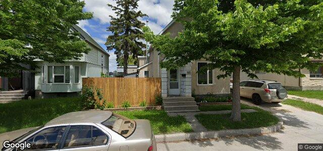 Larawan ng 445 Henry Avenue sa Winnipeg, Manitoba
