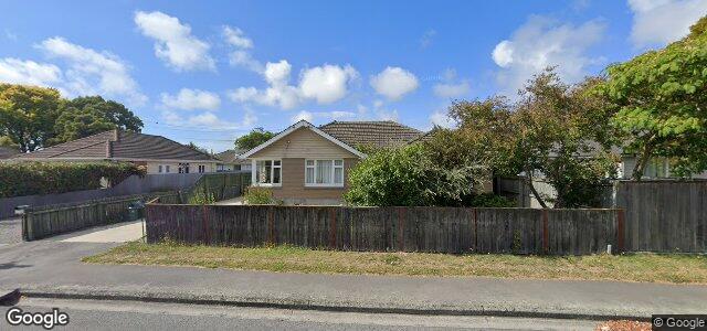 Larawan ng 10 Fortune Street sa Winnipeg, Manitoba