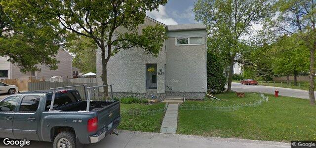 Larawan ng 15 Taft Crescent sa Winnipeg, Manitoba