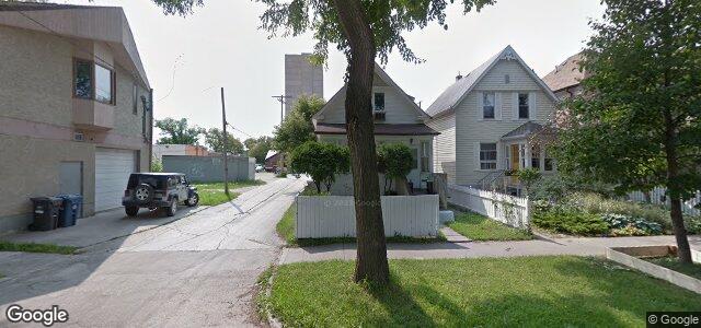Larawan ng 290 Arnold Avenue sa Winnipeg, Manitoba