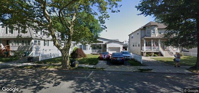 Larawan ng 313 Arnold Avenue sa Winnipeg, Manitoba