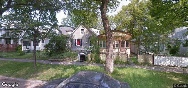 Larawan ng 327 Arnold Avenue sa Winnipeg, Manitoba