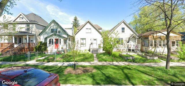 Larawan ng 329 Arnold Avenue sa Winnipeg, Manitoba