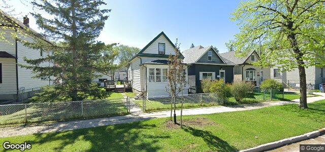 Larawan ng 340 Arnold Avenue sa Winnipeg, Manitoba