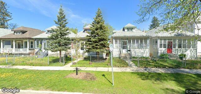 Larawan ng 341 Arnold Avenue sa Winnipeg, Manitoba
