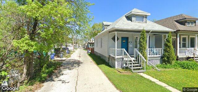 Larawan ng 347 Arnold Avenue sa Winnipeg, Manitoba