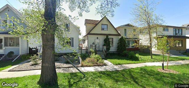 Larawan ng 390 Arnold Avenue sa Winnipeg, Manitoba