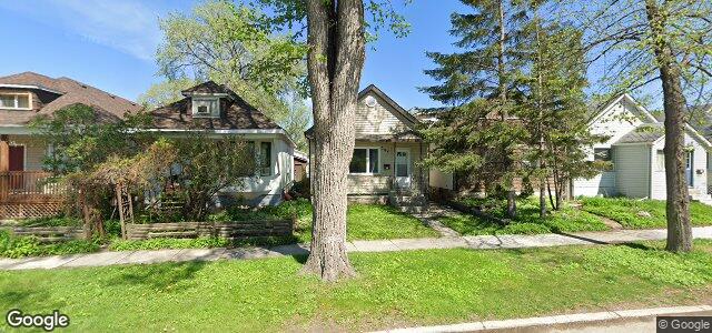 Larawan ng 395 Arnold Avenue sa Winnipeg, Manitoba
