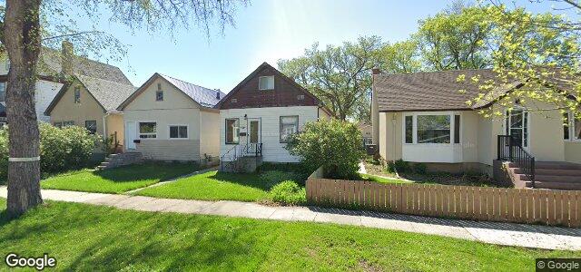 Larawan ng 404 Arnold Avenue sa Winnipeg, Manitoba