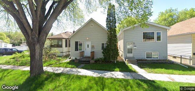 Larawan ng 446 Arnold Avenue sa Winnipeg, Manitoba