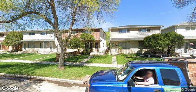 Larawan ng 451 Arnold Avenue sa Winnipeg, Manitoba