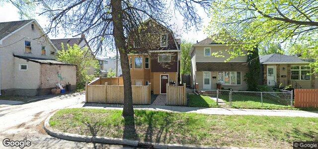 Larawan ng 462 Brandon Avenue sa Winnipeg, Manitoba