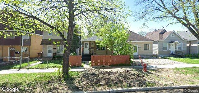 Larawan ng 466 Brandon Avenue sa Winnipeg, Manitoba