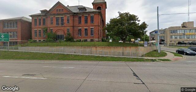 Larawan ng 472 Woodward Avenue sa Winnipeg, Manitoba