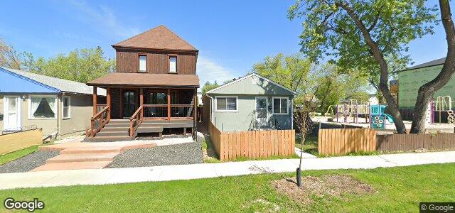 Larawan ng 481 Brandon Avenue sa Winnipeg, Manitoba