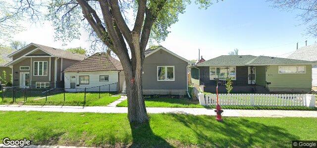 Larawan ng 488 Brandon Avenue sa Winnipeg, Manitoba