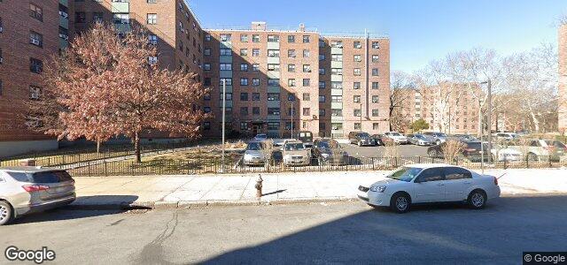 Larawan ng 525 Rosedale Avenue sa Winnipeg, Manitoba