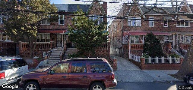 Photo of 625 Rosedale Avenue in Winnipeg, Manitoba