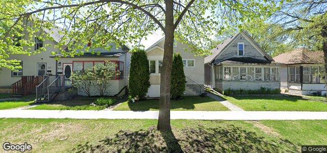 Larawan ng 690 Walker Avenue sa Winnipeg, Manitoba