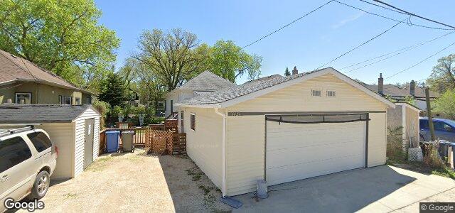 Larawan ng 695 Beresford Avenue sa Winnipeg, Manitoba