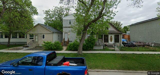 Larawan ng 698 Kylemore Avenue sa Winnipeg, Manitoba