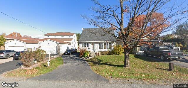 Larawan ng 7 Stinson Avenue sa Winnipeg, Manitoba