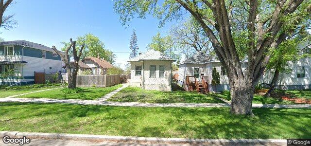 Photo of 701 Rosedale Avenue in Winnipeg, Manitoba