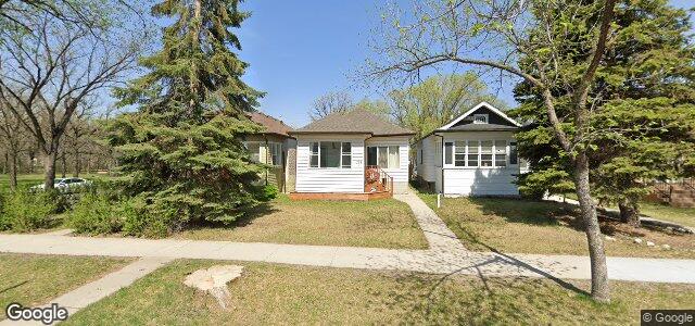 Larawan ng 703 Beresford Avenue sa Winnipeg, Manitoba