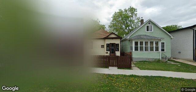 Larawan ng 714 Kylemore Avenue sa Winnipeg, Manitoba
