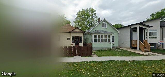 Larawan ng 716 Kylemore Avenue sa Winnipeg, Manitoba