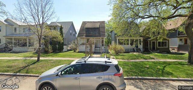 Photo of 718 Beresford Avenue in Winnipeg, Manitoba