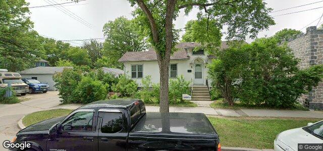 Larawan ng 871 Cockburn Street S sa Winnipeg, Manitoba