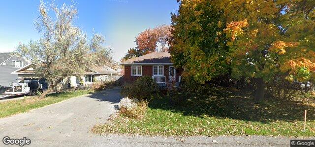 Larawan ng 9 Stinson Avenue sa Winnipeg, Manitoba