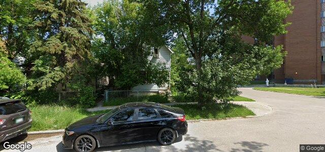 Larawan ng 327 Flora Avenue sa Winnipeg, Manitoba