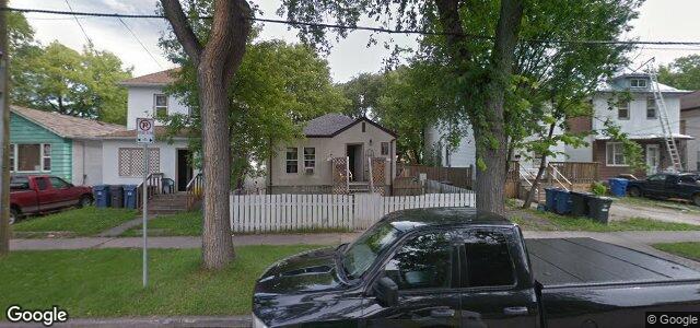 Larawan ng 371 Flora Avenue sa Winnipeg, Manitoba