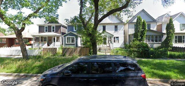 Larawan ng 381 Stella Avenue sa Winnipeg, Manitoba