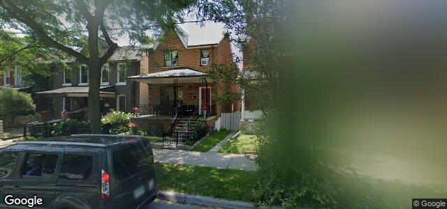 Larawan ng 100 Lansdowne Avenue sa Winnipeg, Manitoba