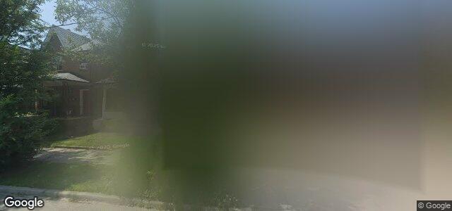 Larawan ng 102 Lansdowne Avenue sa Winnipeg, Manitoba