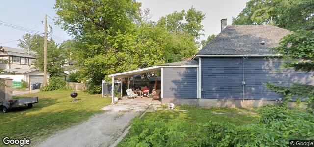 Larawan ng 12 Inkster Boulevard sa Winnipeg, Manitoba