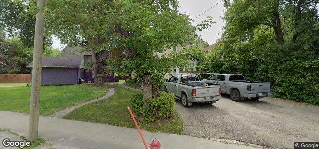 Larawan ng 35 Scotia Street sa Winnipeg, Manitoba