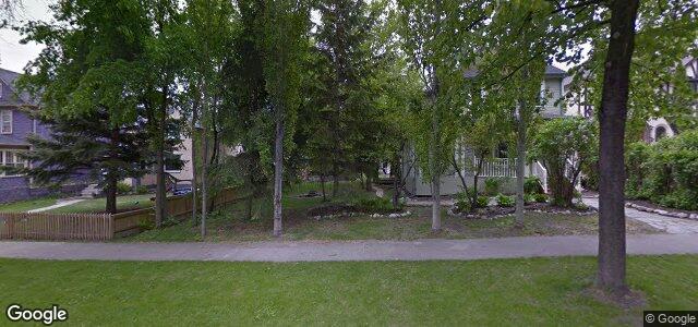 Larawan ng 54 Bannerman Avenue sa Winnipeg, Manitoba