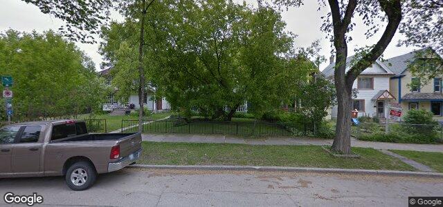 Larawan ng 57 Cathedral Avenue sa Winnipeg, Manitoba