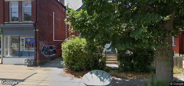 Larawan ng 60 Lansdowne Avenue sa Winnipeg, Manitoba