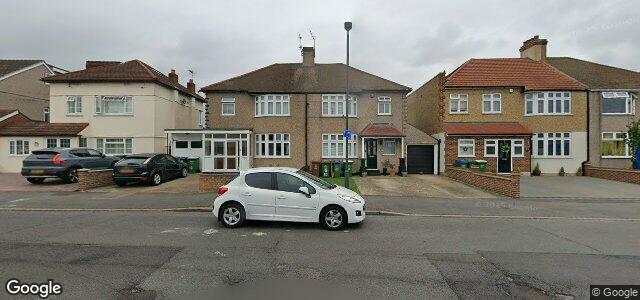 Larawan ng 63 Lansdowne Avenue sa Winnipeg, Manitoba