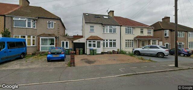 Larawan ng 69 Lansdowne Avenue sa Winnipeg, Manitoba